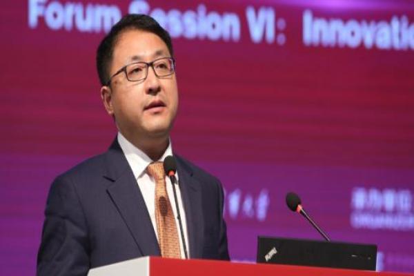 百度副總裁張旭陽：加入百度一年后，對科技在資管時代的創(chuàng)新信認(rèn)知